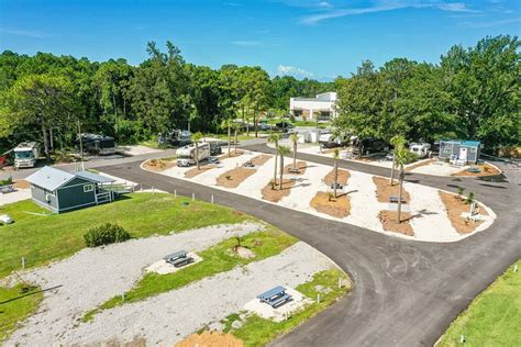 The RV park is located across the street from the Boomtown Casino property It sits on four acres of land and is the only RV park in Biloxi attached to a casino. . Sowal palms rv park